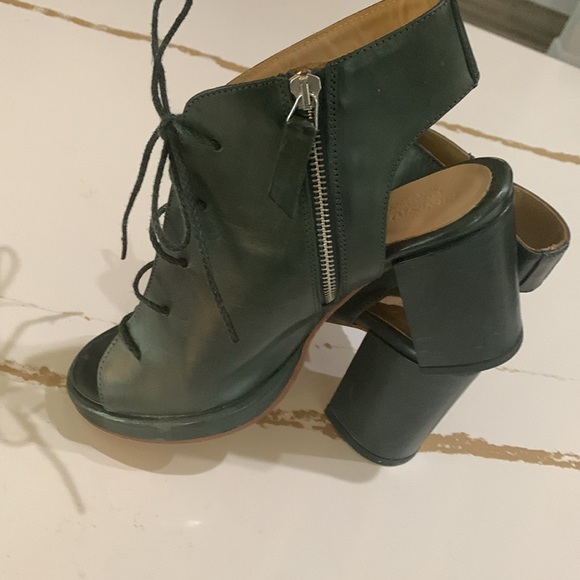 Ernesto Dolani Shoes - Ernesto Dolani Italian leather sandals size 39/ 9